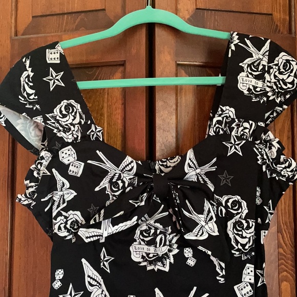 Pinup Rockabilly Wiggle Dress - Picture 2 of 3